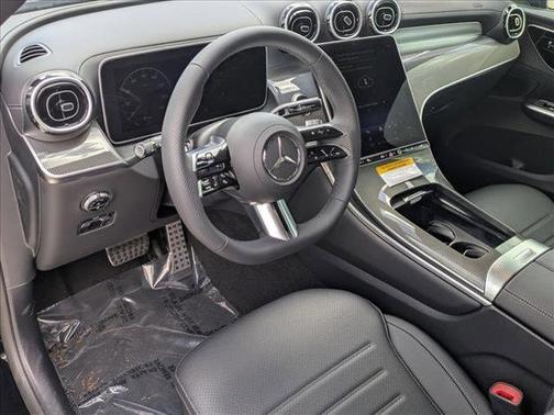 2025 Mercedes-Benz GLC 300 Base