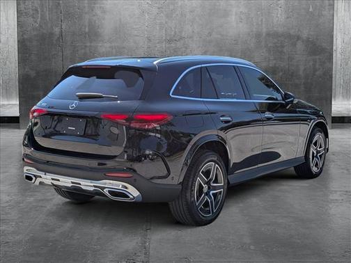 2025 Mercedes-Benz GLC 300 Base