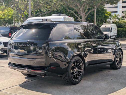 2023 Land Rover Range Rover P400 SE