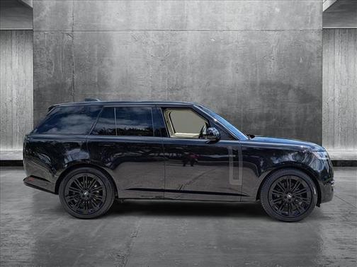 2023 Land Rover Range Rover P400 SE