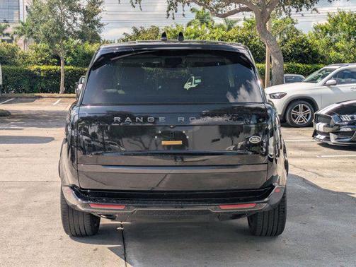 2023 Land Rover Range Rover P400 SE