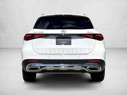 Polar White 2024 Mercedes-Benz GLC 300 4MATIC