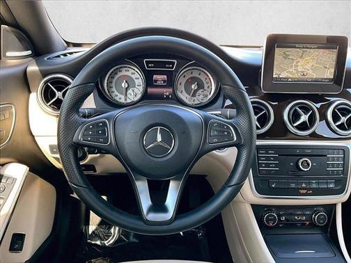 2016 Mercedes-Benz CLA-Class Base