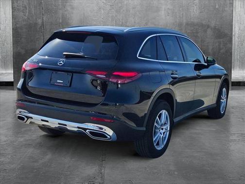 2025 Mercedes-Benz GLC 300 Base