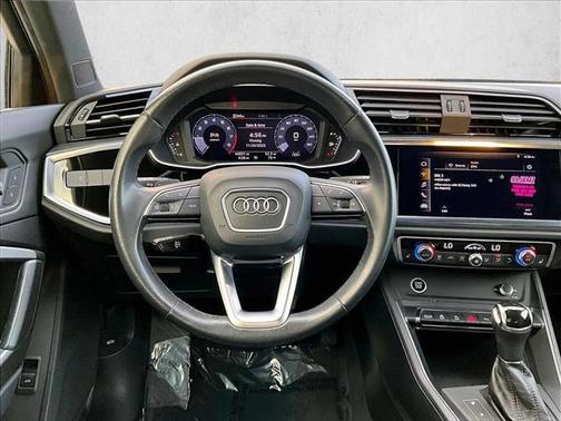2021 Audi Q3 45 S line Premium