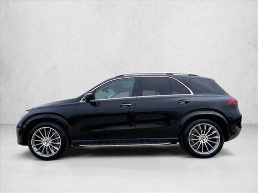 Obsidian Black Metallic 2026 Mercedes-Benz GLE 450 4MATIC