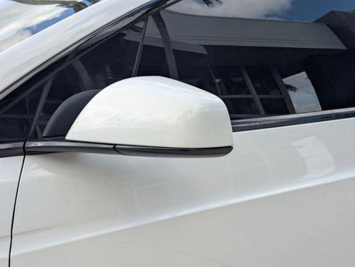 2023 Tesla Model X Plaid Tri Motor All-Wheel Drive