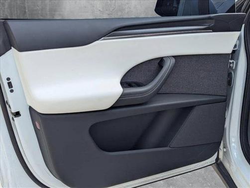 2023 Tesla Model X Plaid Tri Motor All-Wheel Drive