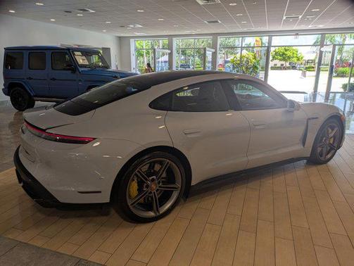 2024 Porsche Taycan Turbo S