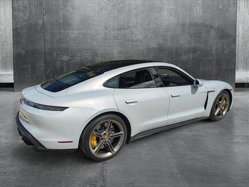 2024 Porsche Taycan Turbo S