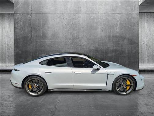 2024 Porsche Taycan Turbo S