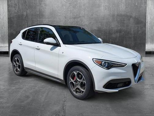 2022 Alfa Romeo Stelvio Ti