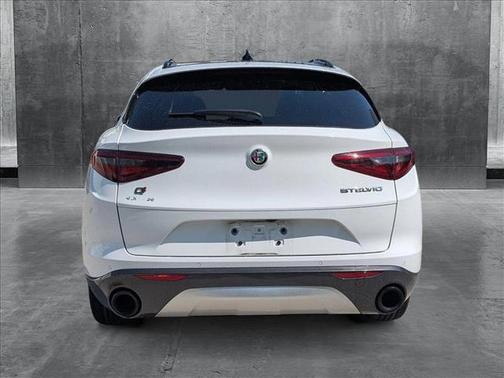 2022 Alfa Romeo Stelvio Ti