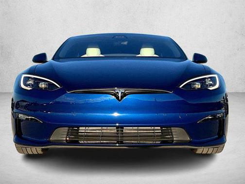 2022 Tesla Model S Plaid