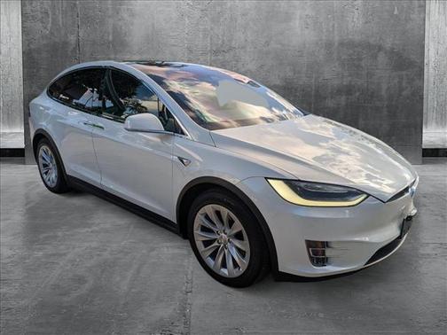 2017 Tesla Model X 90D