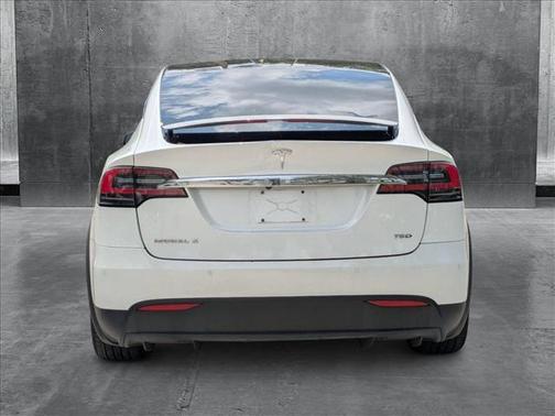 2017 Tesla Model X 90D