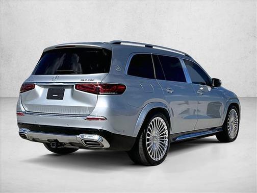 Cirrus Silver Metallic 2023 Mercedes-Benz Maybach GLS 600 4MATIC