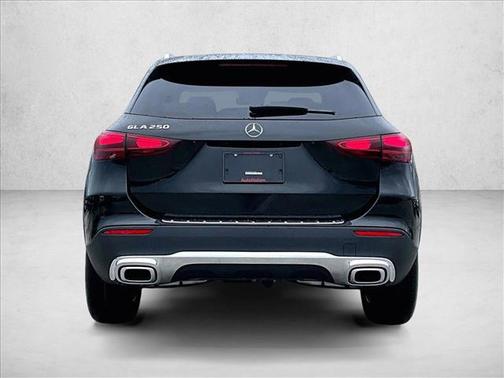 Night Black 2026 Mercedes-Benz GLA 250 4MATIC