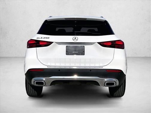 2026 Mercedes-Benz GLA 250 4MATIC