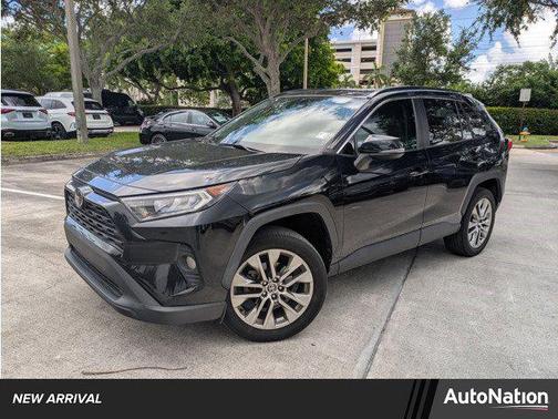 2021 Toyota RAV4 XLE Premium