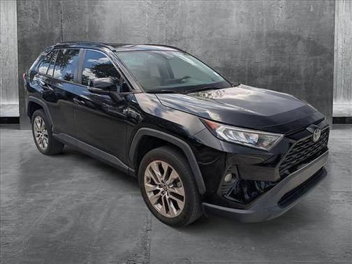 2021 Toyota RAV4 XLE Premium