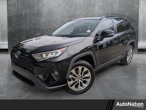 2021 Toyota RAV4 XLE Premium