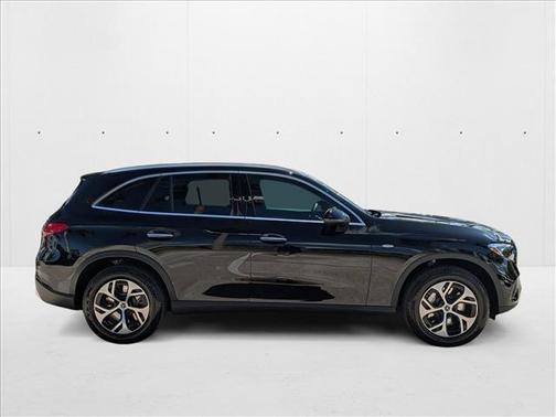 2025 Mercedes-Benz GLC 350e Base