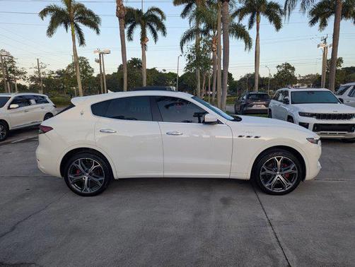 2023 Maserati Levante GT