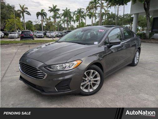 2020 Ford Fusion SE