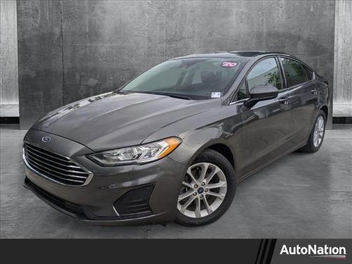 2020 Ford Fusion SE