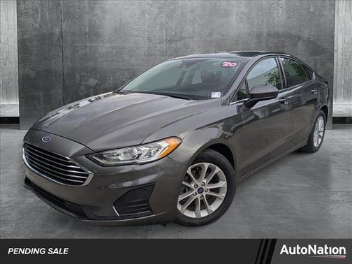 2020 Ford Fusion SE