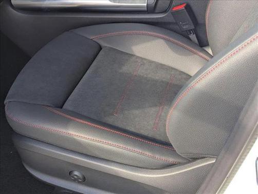 2025 Mercedes-Benz GLA 250 Base