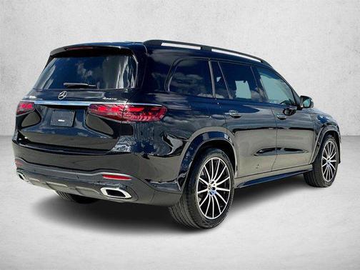 2025 Mercedes-Benz GLS 450 4MATIC