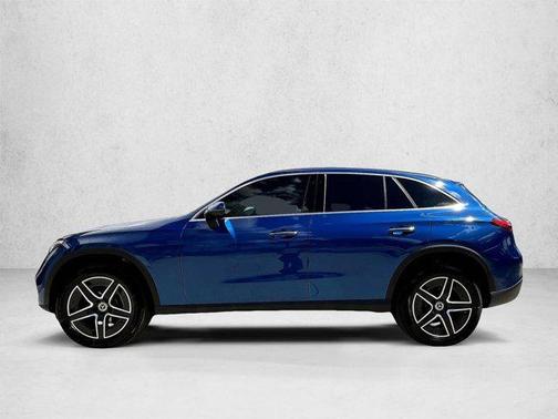 Starling Blue Metallic 2026 Mercedes-Benz GLC 300 4MATIC