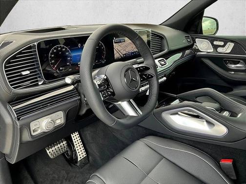 2026 Mercedes-Benz GLS 580 4MATIC