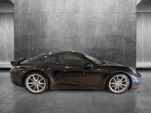 2024 Porsche 911 Carrera