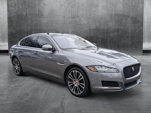 2020 Jaguar XF 30t Prestige RWD Automatic