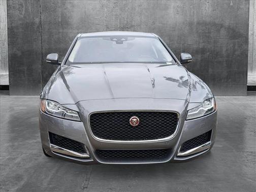 2020 Jaguar XF 30t Prestige RWD Automatic