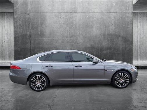 2020 Jaguar XF 30t Prestige RWD Automatic