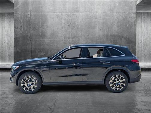 2025 Mercedes-Benz GLC 350e Base