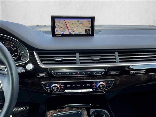 2019 Audi Q7 55 Premium Plus