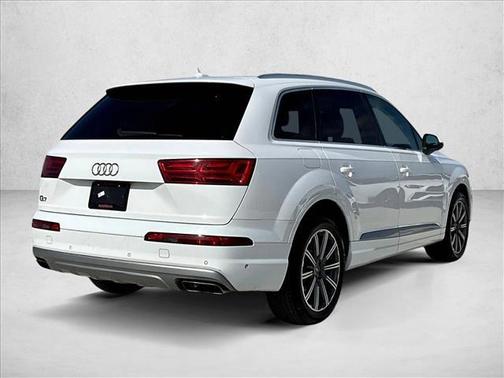 2019 Audi Q7 55 Premium Plus