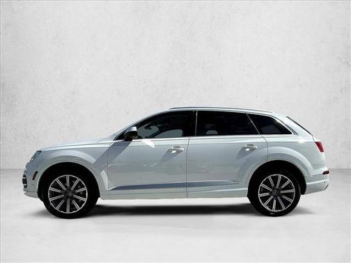 2019 Audi Q7 55 Premium Plus