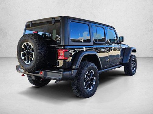 Black Clearcoat 2024 Jeep Wrangler Rubicon