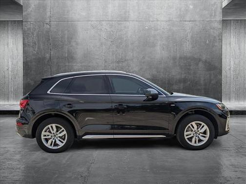 2022 Audi Q5 45 S line Premium