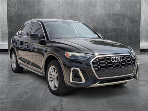 2022 Audi Q5 45 S line Premium