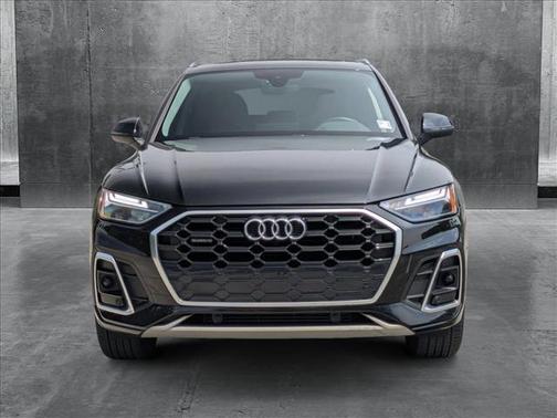 2022 Audi Q5 45 S line Premium