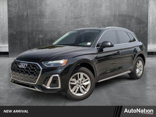 2022 Audi Q5 45 S line Premium