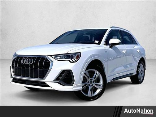 2020 Audi Q3 45 S line Prestige