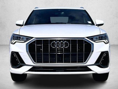 2020 Audi Q3 45 S line Prestige